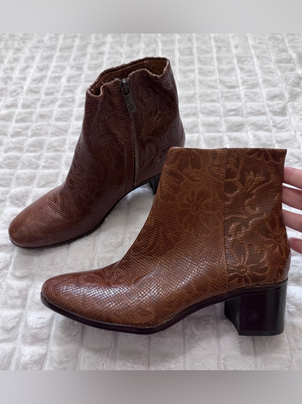 Patricia Nash 8 Marcella Brown Leather Floral Boots Booties